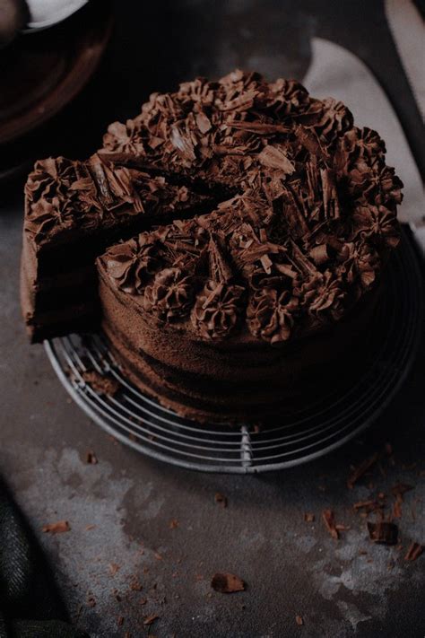 Naked Dark Chocolate Cake With Cream Cheese Artofit