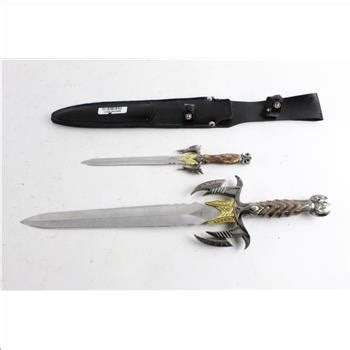 Fantasy Dagger Set | Property Room