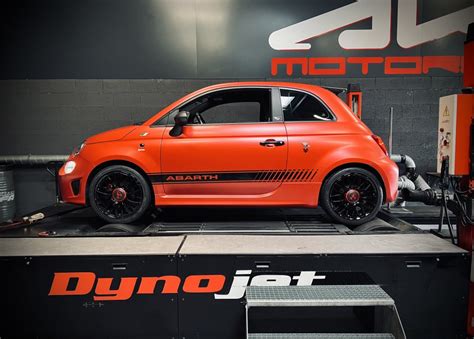 Reprogrammation moteur d une Fiat 500 Abarth à Lyon AKH Motorsport