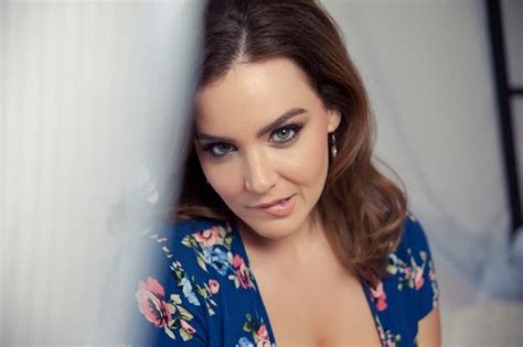 Beautiful Buxom Babe Natasha Nice Tribute Gallery I Porn Pic