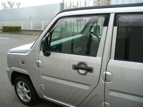 ダイハツの軽自動車ネイキッドの写真 Daihatsu NAKED
