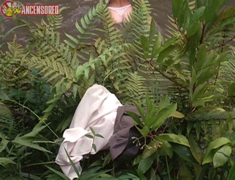 Naked Glori Anne Gilbert In The Curse Of The Komodo