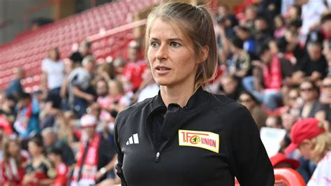 Co Trainerin Bei Union Berlin Marie Louise Eta Schreibt Geschichte