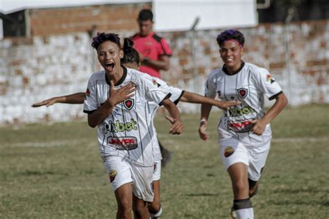 Botafogo Pb Goleia Portuguesa Pb Por A No Paraibano Feminino De