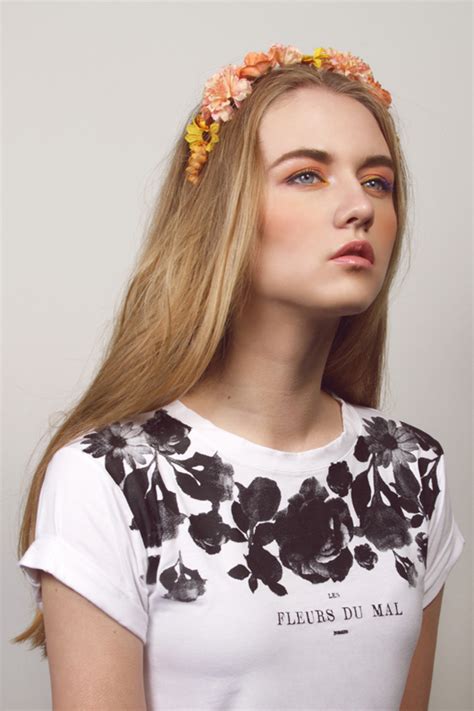 Concurso Pino Gay Gana Una Polera Y Un Bolso De La Marca Viste La Calle