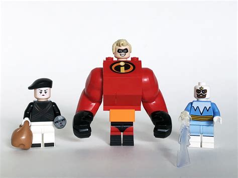 Lego Incredibles Mr Incredible