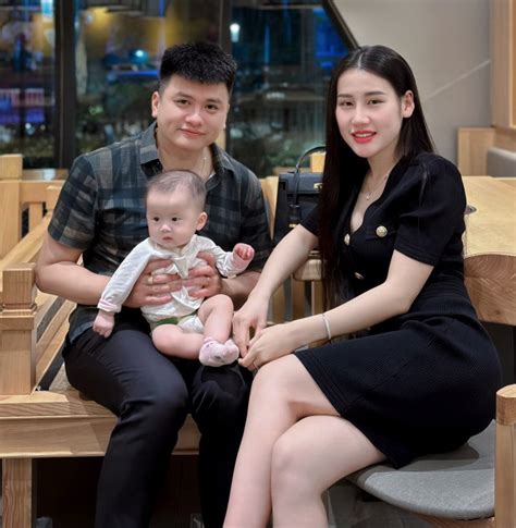 Hot girl quân nhân 9X lên chức mẹ bỉm sữa sắc vóc gái một con gây thương nhớ ái nữ đẹp không