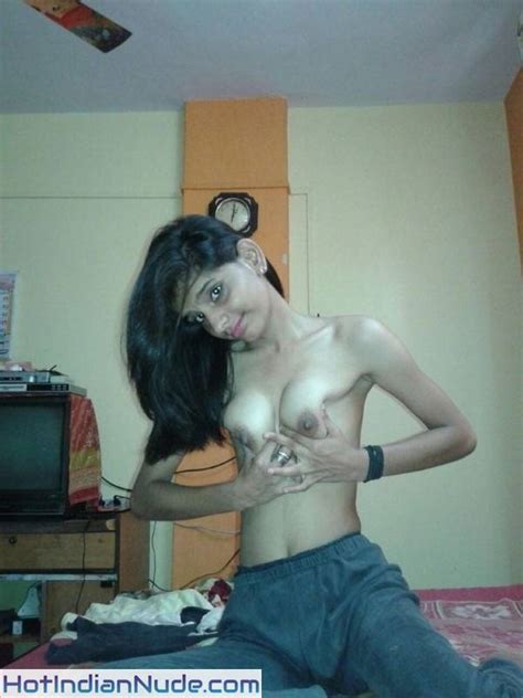 Pics Of A Lovely Indian Girl With A Slim Physique Hot Indian Nude