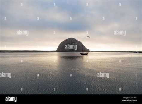 Morro Rock at sunset, Morro Bay, California, USA Stock Photo - Alamy