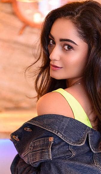 Tridha Choudhury Hot Pics Bikini Photos Images HD Wallpaper