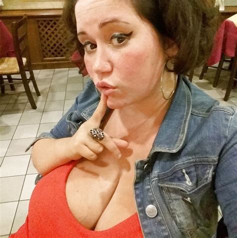 Amateur Italian Girl With HUGE Tits Photo X Vid