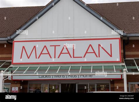 Matalan Signage Hi Res Stock Photography And Images Alamy