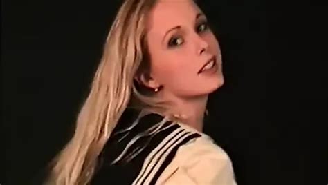 Ik Presenteer Je Zuzana Een Echte Blonde Fee Met Een Groot Verlangen Om Zichzelf Op Een