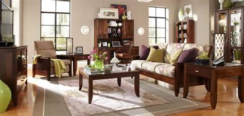 10 Reasons Why People Choose Solid Wood Furniture | Handyman tips