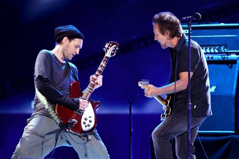 Ex Red Hot Chili Peppers Guitarist Josh Klinghoffer Joins Pearl Jam As Touring Member