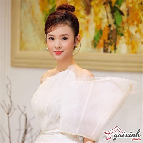 B T Ng H Nh Nh Hot Girl Midu Sexy Di N Bikini Khoe V Ng