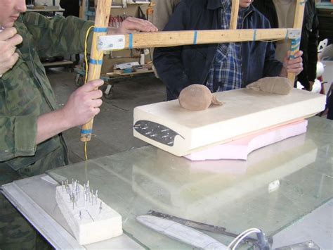 Резка пенопласта нихромовой проволокой