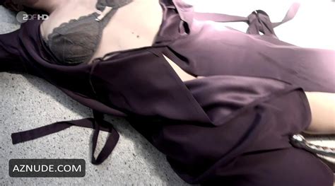 Schwartz Schwartz Mein Erster Mord Nude Scenes Aznude