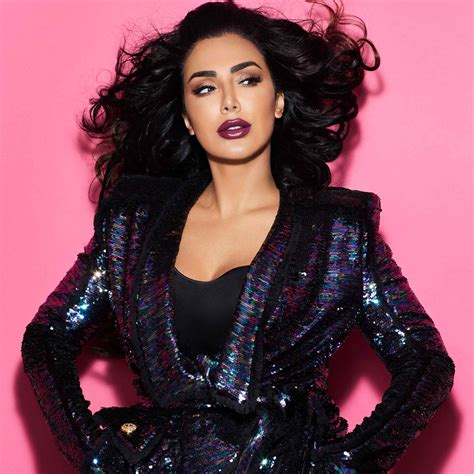 Huda Beauty The New Nude Eyeshadow Palette Feelunique