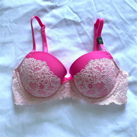 Victorias Secret 32c Pink Bra Lace Dream Angels In 2024 Pink Bra