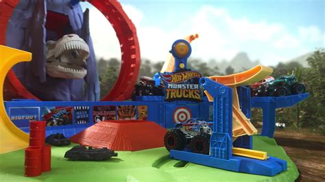 Ad Hot Wheels Monster Trucks Vulkanarena Spielset Hot Wheels Deutsch Youtube