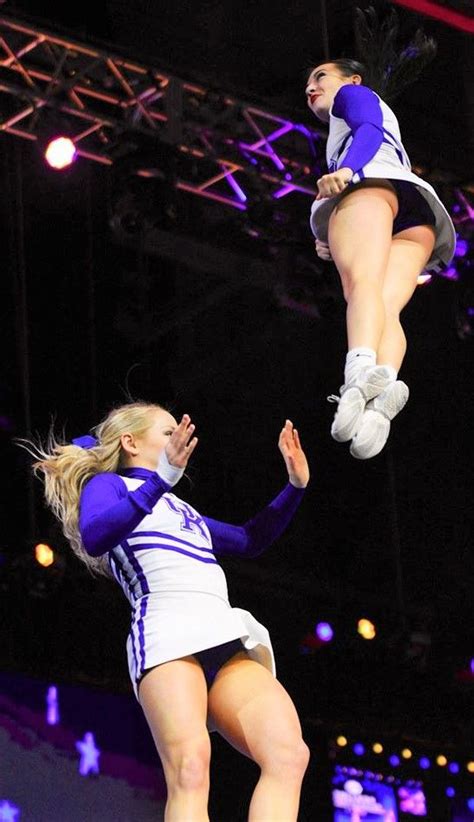 Pin By Mark Basar On Quick Saves Cute Cheerleaders Hot Cheerleaders