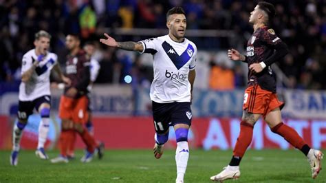 Vélez Le Ganó A River Y Sacó Ventaja En La Ida