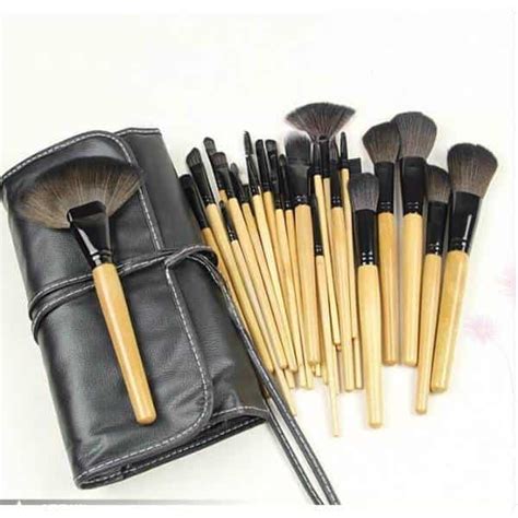 Buy Best Naked Pcs Brush Set Online Price In Pakistan Shopse Pk