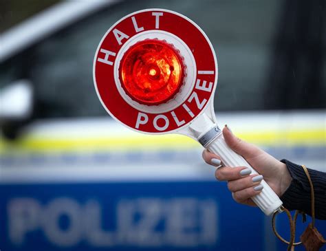 Polizist bei Kontrolle in Neukölln angefahren und verletzt