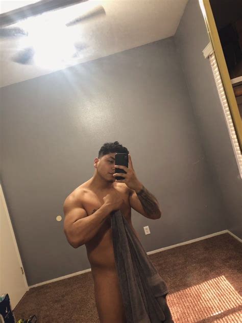 Archive Dongs 2019 No 92629 Anything On Bi Boy Zack M Rquez 24 On