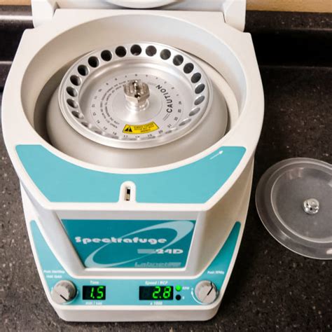 Labnet Spectrafuge 24D Microcentrifuge With 24 Place Rotor Hyland