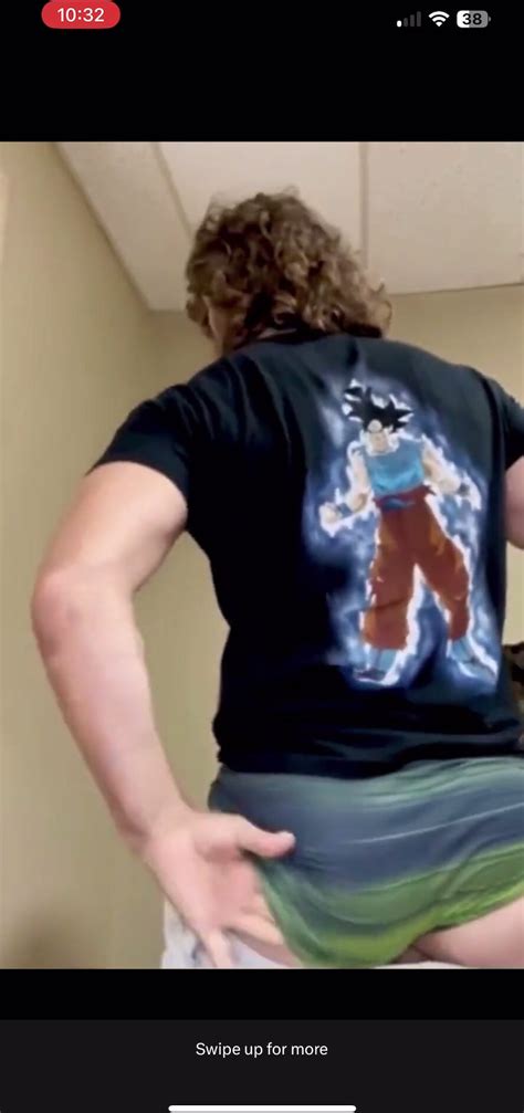 Hot Straight Influencer And His Juicy Muscle Ass ThisVid