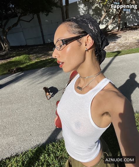 Jazzelle Zanaughtti Sexy And Nude Shows Off Her Hot Tits In Instagram Photos AZNude