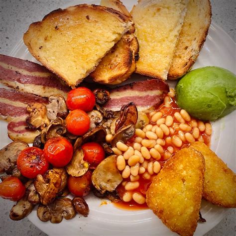 Naked Without The Oink From Finnebrogue Vegan Product Reviews Ratings Abillion