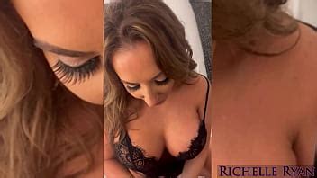 Cougar Richelle Ryan Lures Big Dick College Stud To Her Bedroom To Fuck Her Right XVIDEOS