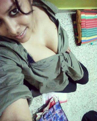 Coimbatore Tamil Doctor Pavithra Hot Nude Images Collection Porn Pictures Xxx Photos Sex