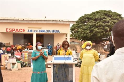 Appui à lautonomisation des femmes lUNFPA renforce les capacités