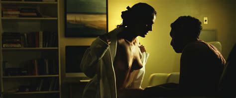 Naked Samantha Spatari In On Again Off Again