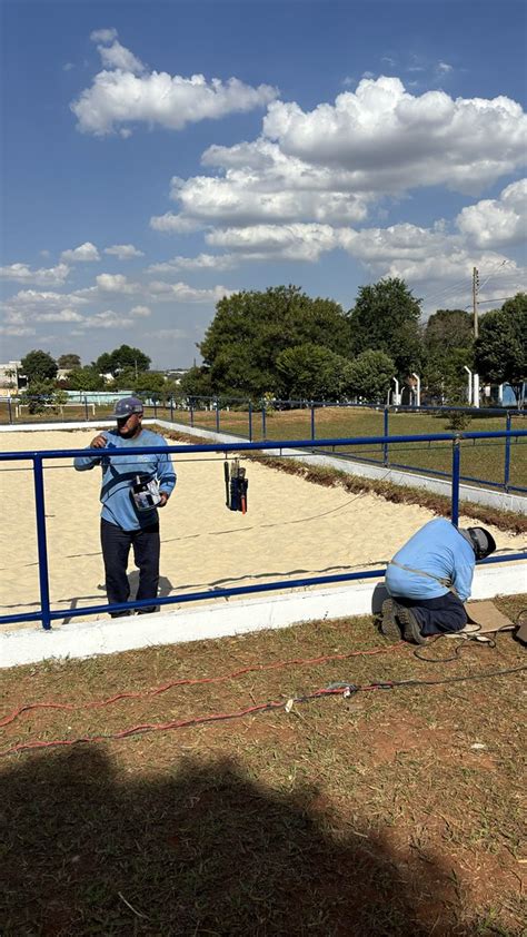 Obras Em Campo E Quadra De Areia Avan Am No Parqu Flickr