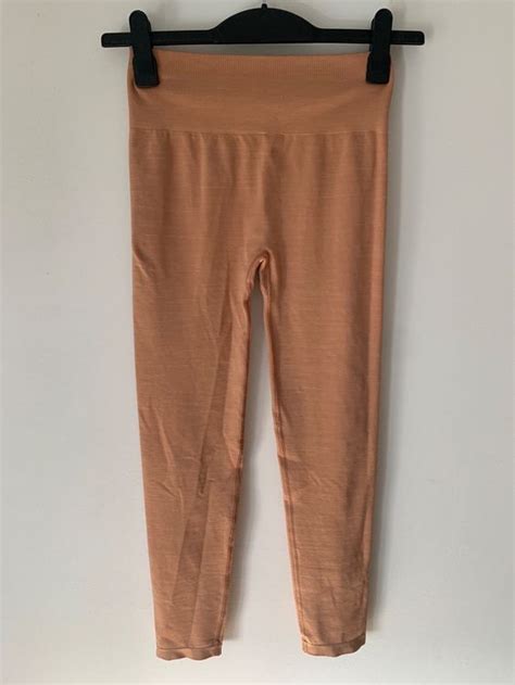 Womensbest Leggings Gr M nude beige blickdicht Sporthose Neu gemäss Beschreibung in