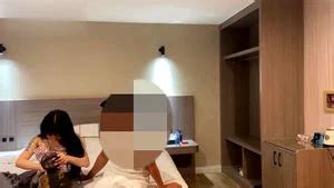 Asianを視聴 Asian Doggy Blowjob Porn SpankBang