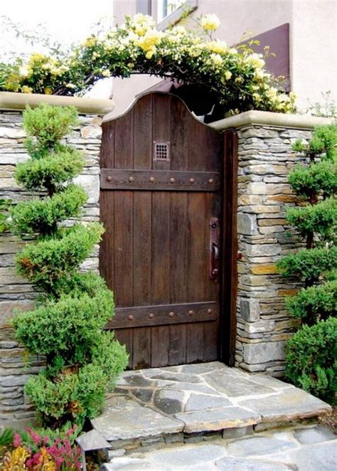 25 Garden Gate Art Ideas You Cannot Miss SharonSable