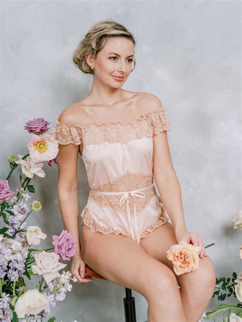 Vintage Lingerie Collection Everence Photography