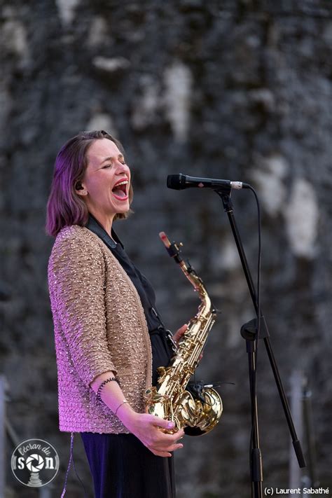 Miss Bee and the Bullfrogs Nude Théâtre des Echos Navarrenx 64 18 07 2023 L écran du Son