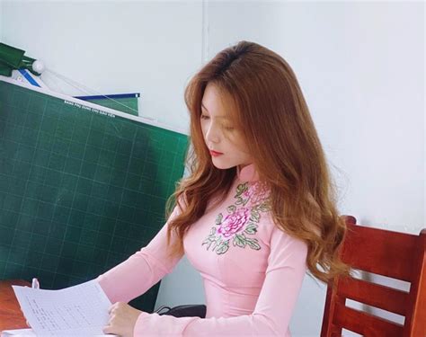 C Gi O Hot Girl C Youtuber L M Ph H Hot Nh T Vn Ng L I Y U L Ai