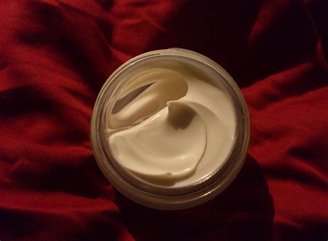 diy making    natural moisturizing face cream