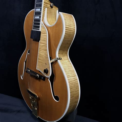 Heritage Sweet 16 Blonde Archtop Guitar Guitars N Jazz