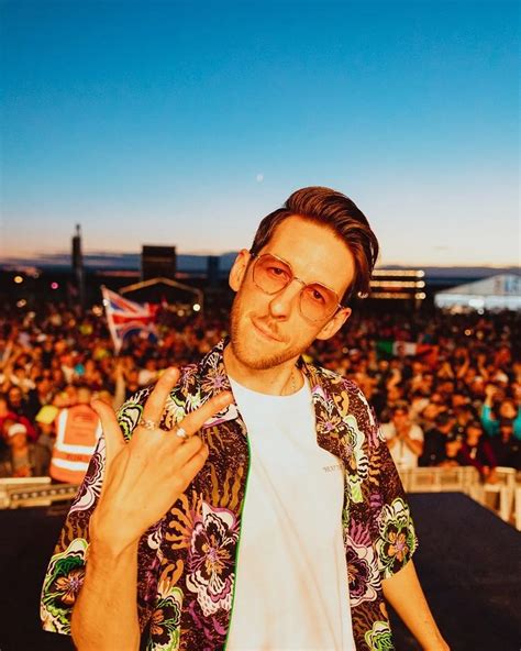 sigala net worth