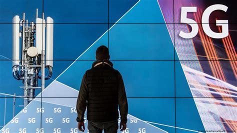 Місцева влада гальмує розвиток 5G через чутки про їхню «шкоду ...