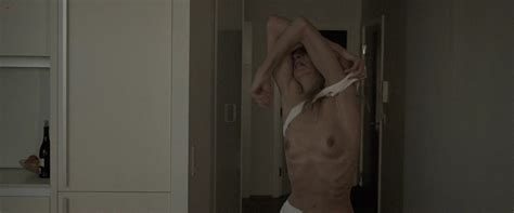 Naked Bien De Moor In Code Blue